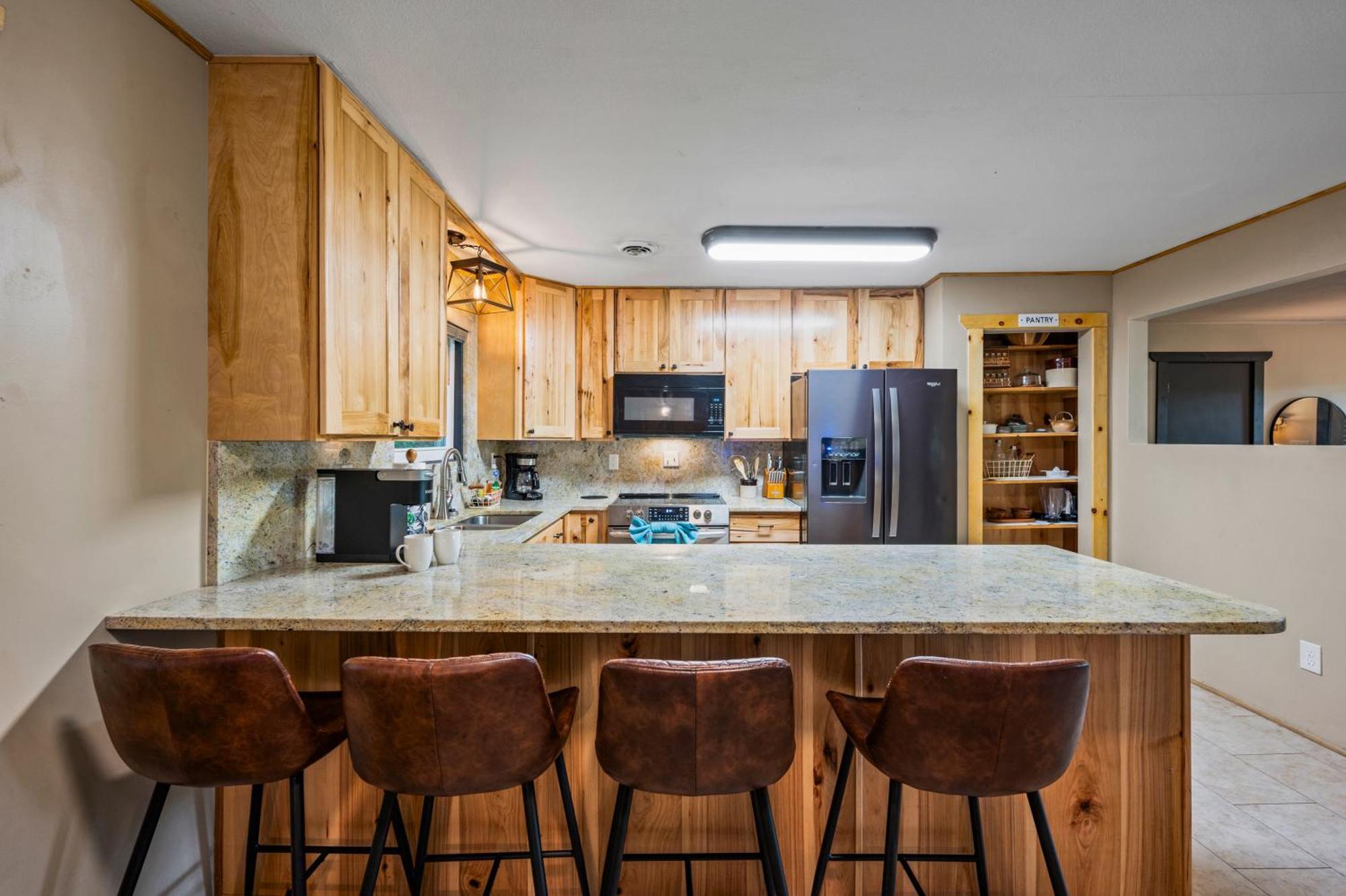 Beautiful Chalet With Fireplace And Large Game Room Гатлинбург Экстерьер фото